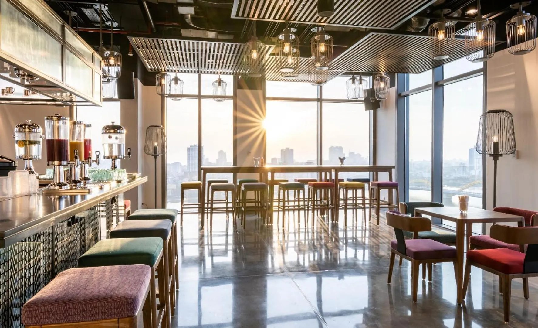 Wink Hotel Danang Centre - 24Hrs Lifestyle Stay